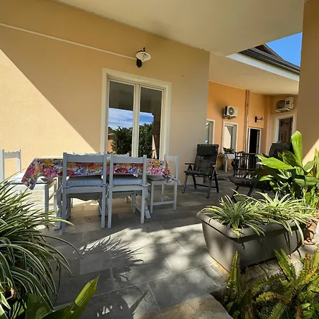 Nyaraló Dei Fiori - Casa *